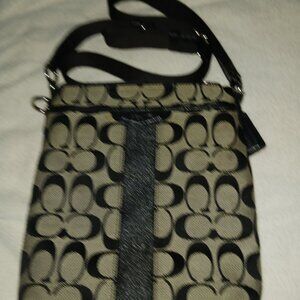 Coach Signature Crossbody Gray & Black Canvas Messenger Bag / Purse